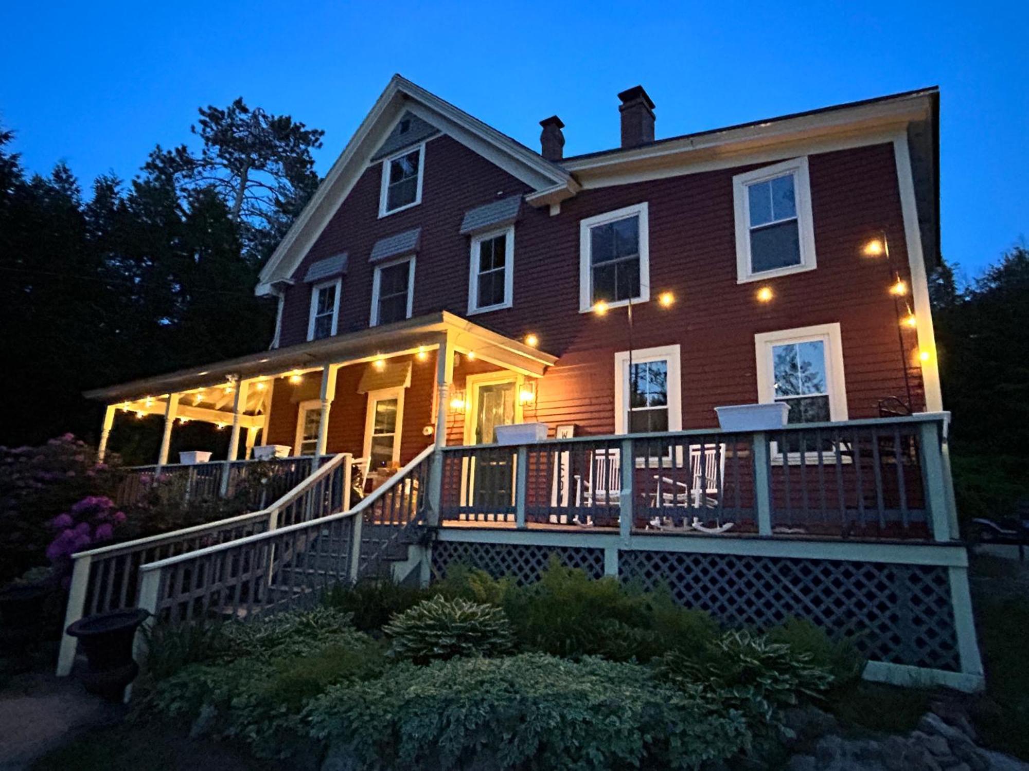 The Aurora Hotel Bartlett Exterior photo